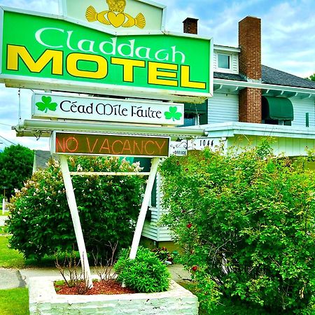 Claddagh Motel & Suites Rockport Esterno foto