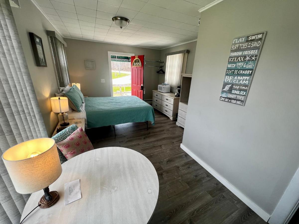 Claddagh Motel & Suites Rockport Esterno foto