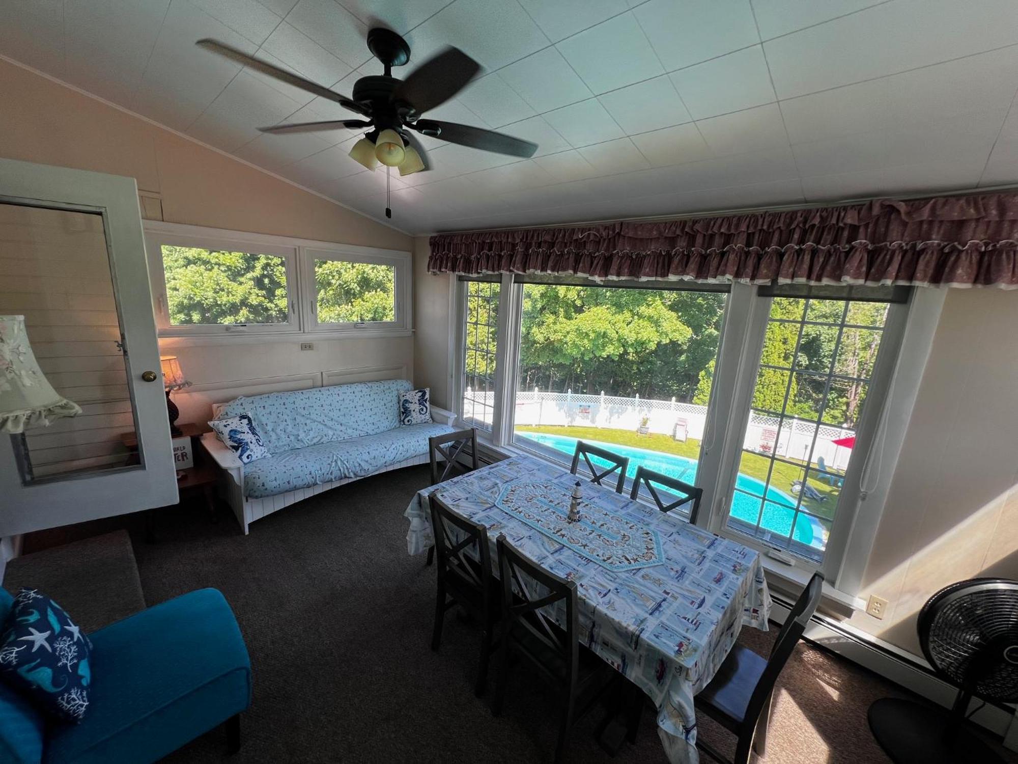 Claddagh Motel & Suites Rockport Esterno foto